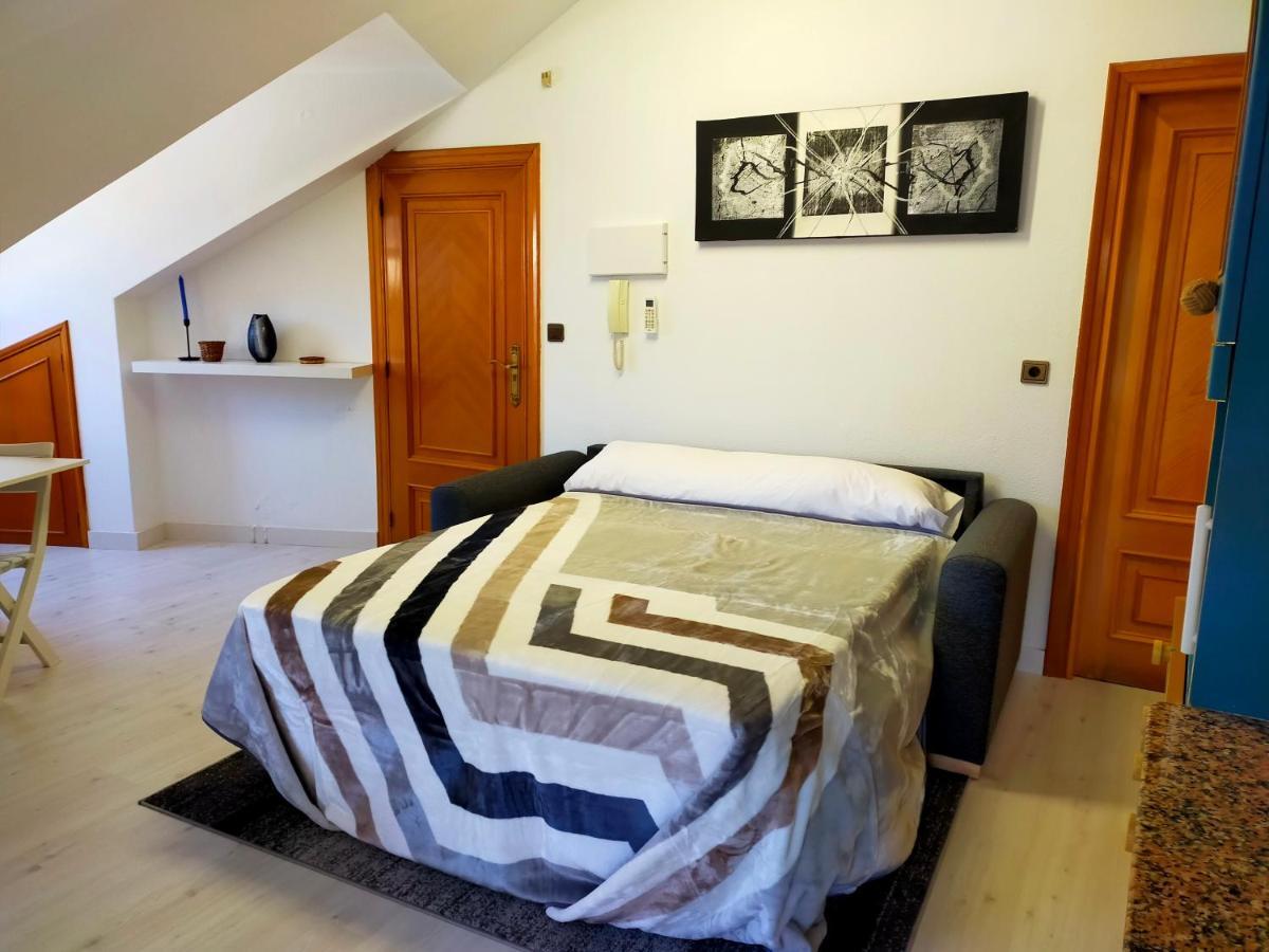 Apartamento En El Casco Antiguo De Ponferrada Exterior photo